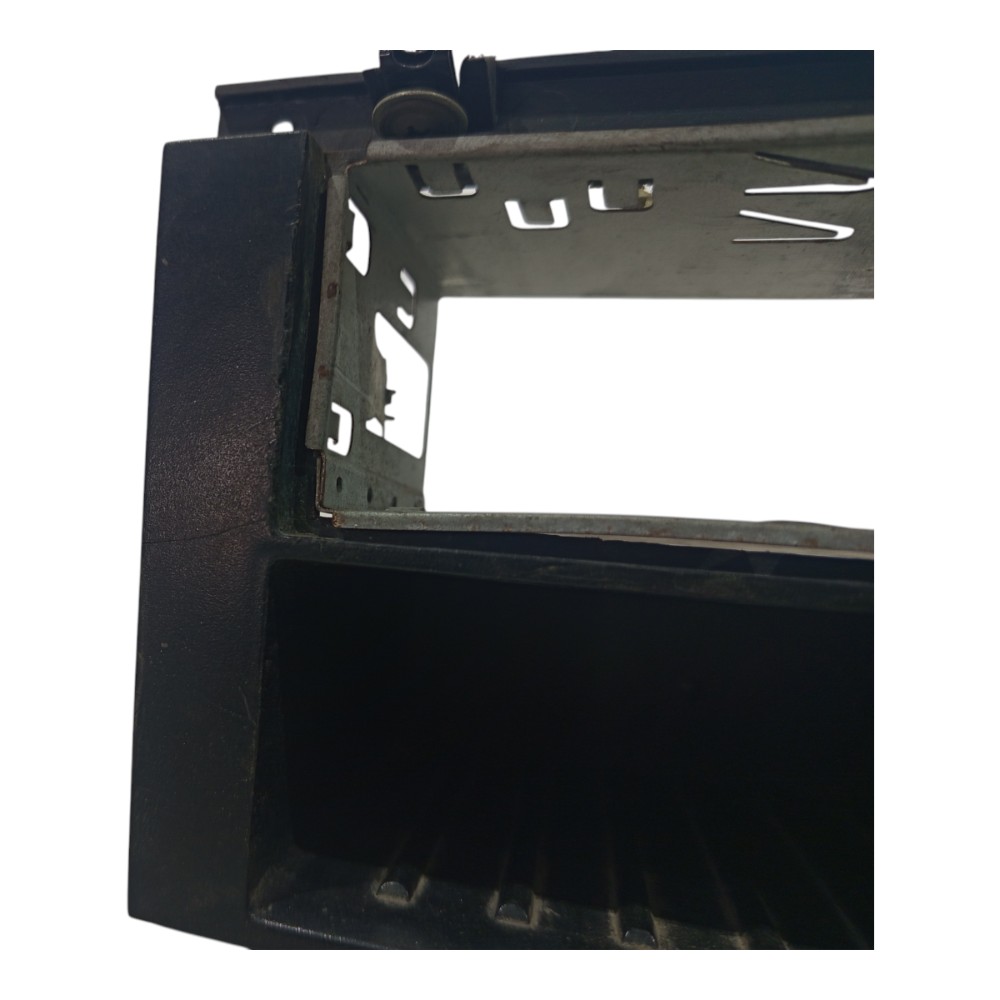Moldura Central Radio Porta Objetos Vw Parati 99 2000 A 2005 6
