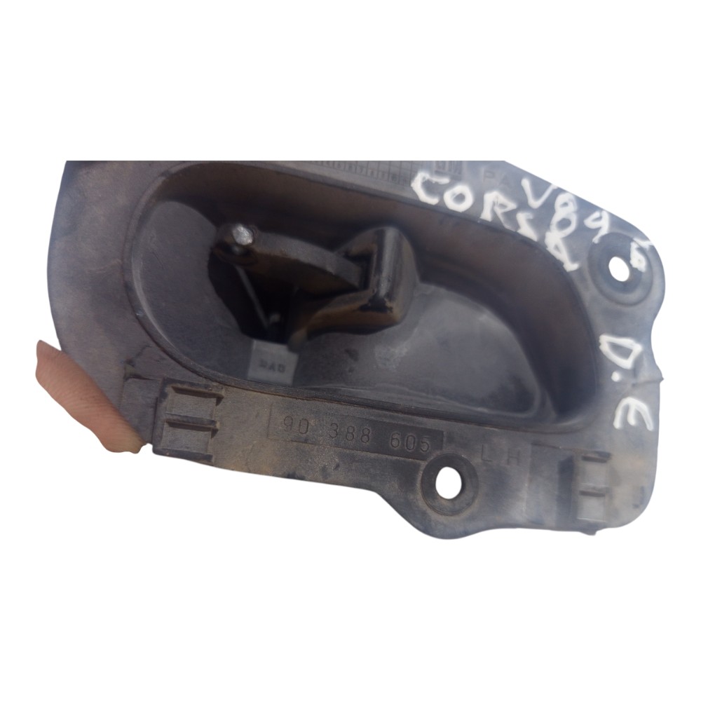 Macaneta Interna Dianteiro Esquerdo Gm Corsa 1994 A 2002 Preto Dianteira 6