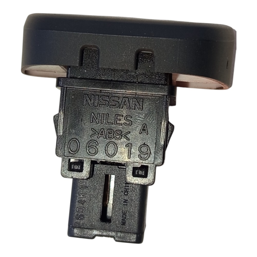 Botão Pisca Alerta Nissan Versa 2011 A 2015 2016 3