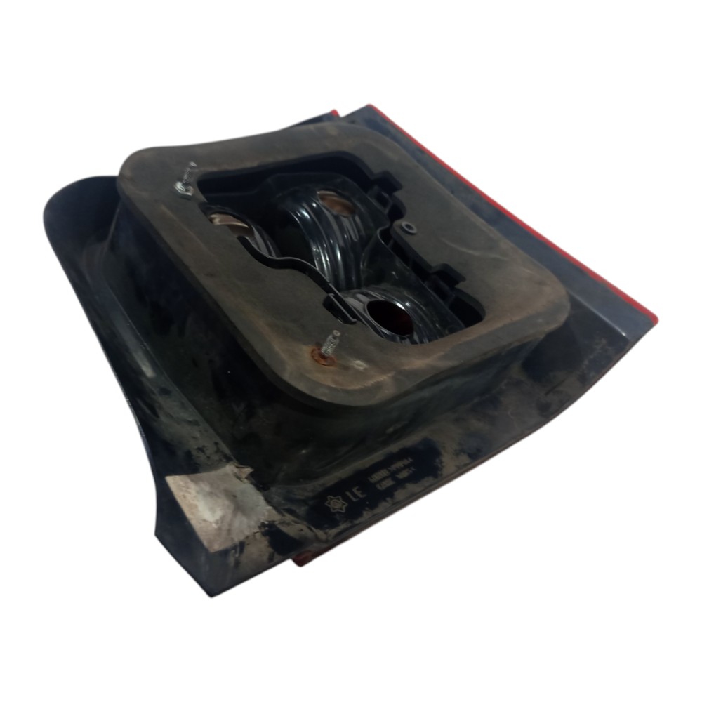 Luz Lanterna Traseira Esquerda Fiat Uno 1992 1993 A 2002 Esquerdo/motorista 6