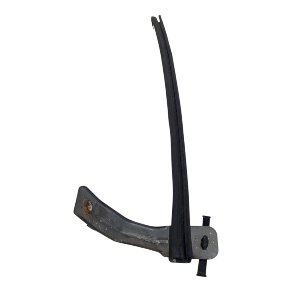 Guia Vidro Canaleta Diant Esquerd Nissan Livina 2009 A 2014 2