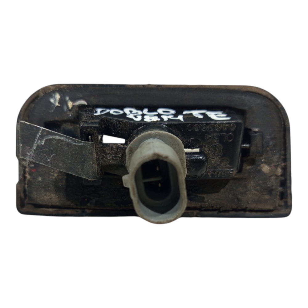 Luz Placa Traseira Esquerda Fiat Doblo 2010 2011 2012 A 2021 3