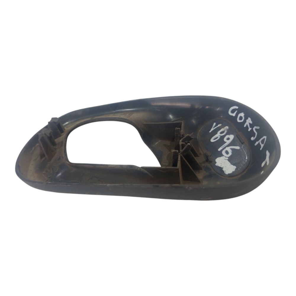 Moldura Maçaneta Traseira Esquerda Gm Corsa 1994 1995 A 2002 7