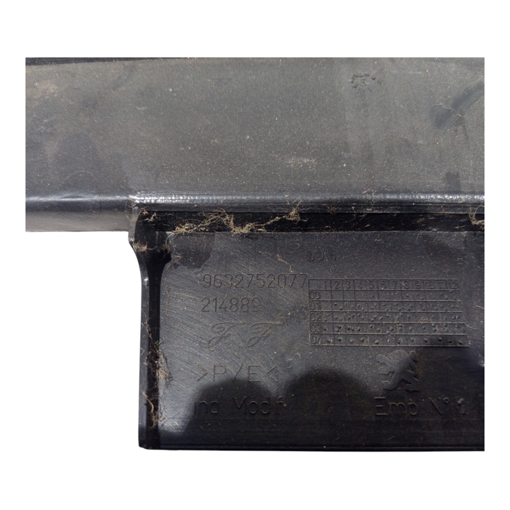 Moldura Tampa Traseira Preta Peugeot 307 2005 2006 07 A 2012 Preto 8