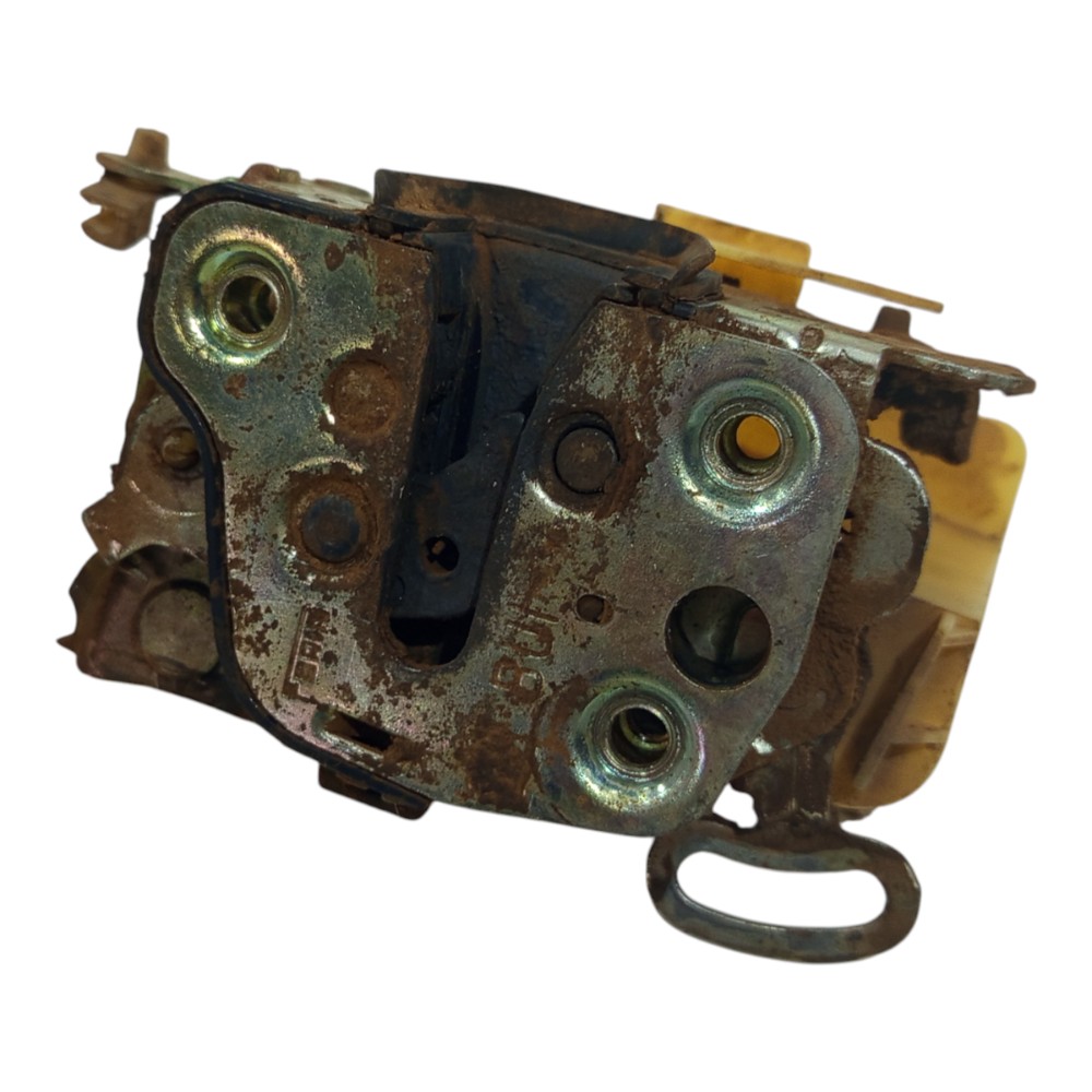 Fechadura Dianteira Esquerda Gm Chevrolet Corsa 1997 A 2002 2