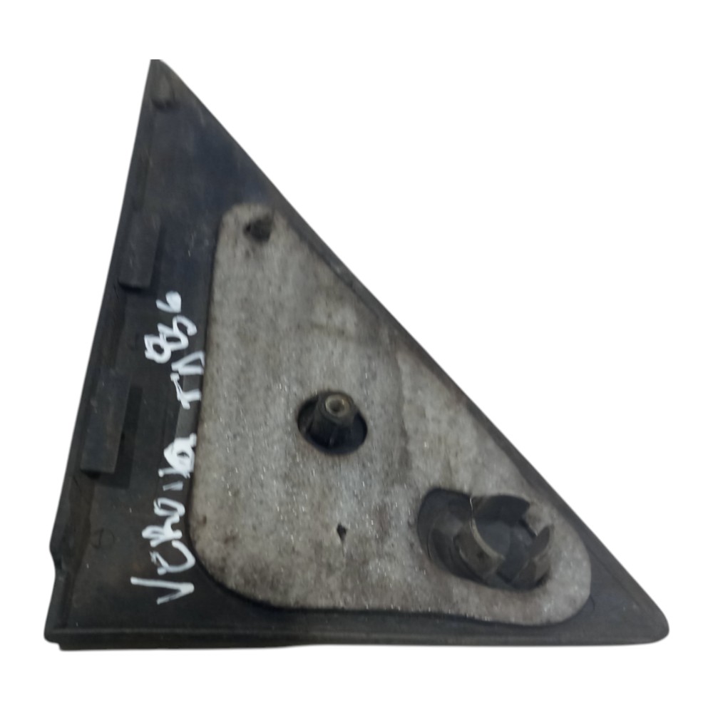 Moldura Externa Traseira Direita Ford Verona 1989 A 1996 4