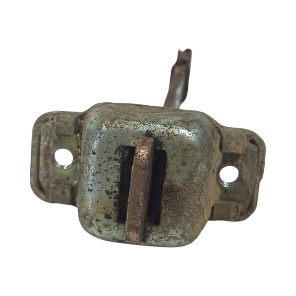 Limitador Porta Traseira Esquerda Vw Golf 1994 1995 A 1998 5