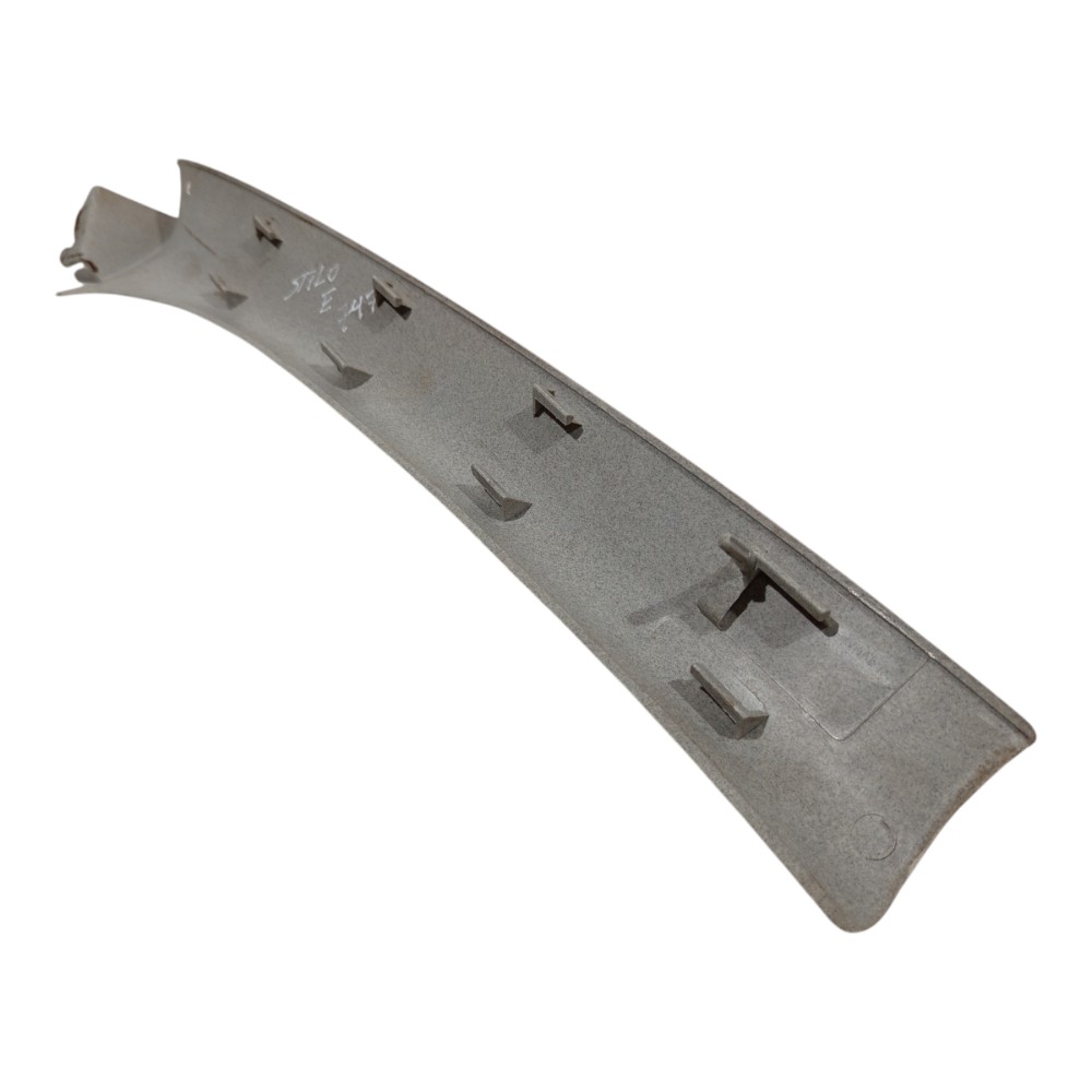 Moldura Coluna Parabrisa Esquerdo Fiat Stilo 2003 A 2011 4