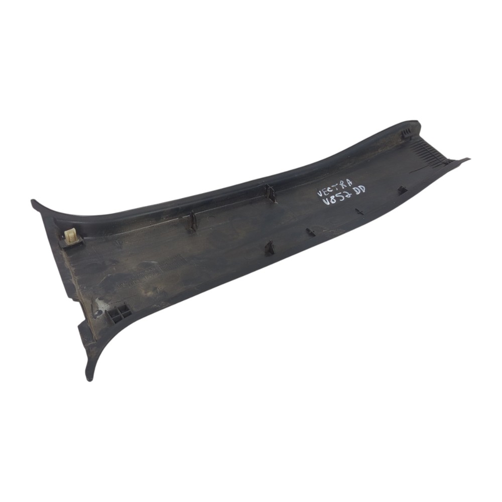 Moldura Coluna Central Direita Gm Vectra 1996 1997 A 2005 1