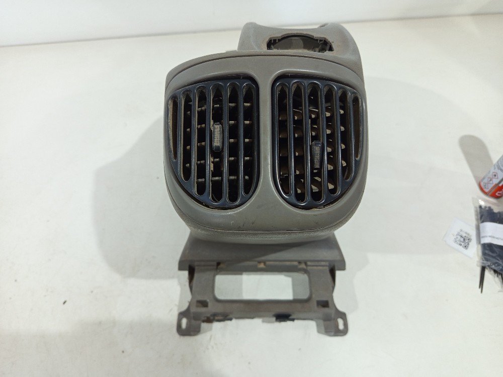 Console Central Traseiro Picasso Citroen Xsara 2001 A 2011 5