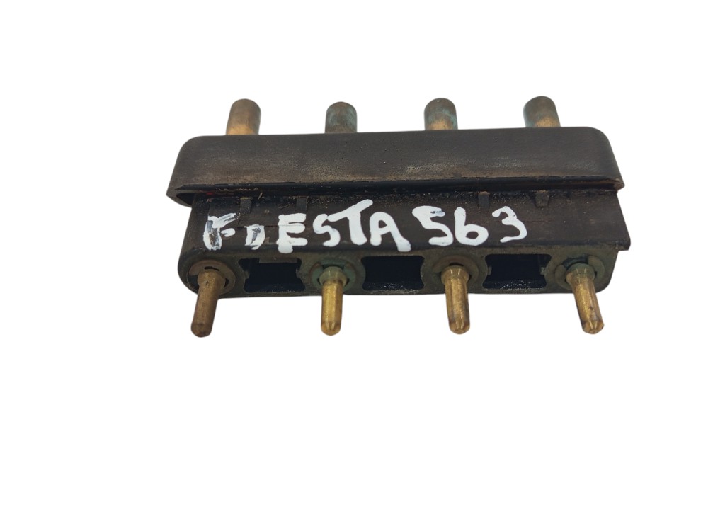 Circuito Contrato Portamalas Ford Fiesta 1995 A 2001 3