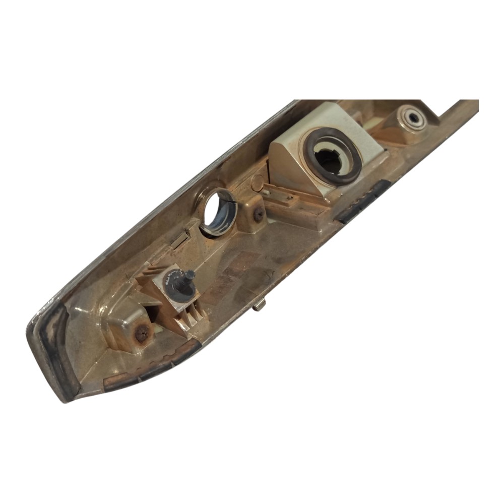 Moldura Luz Placa Traseira Kia Sorento 2004 2005 2006 A 2007 4