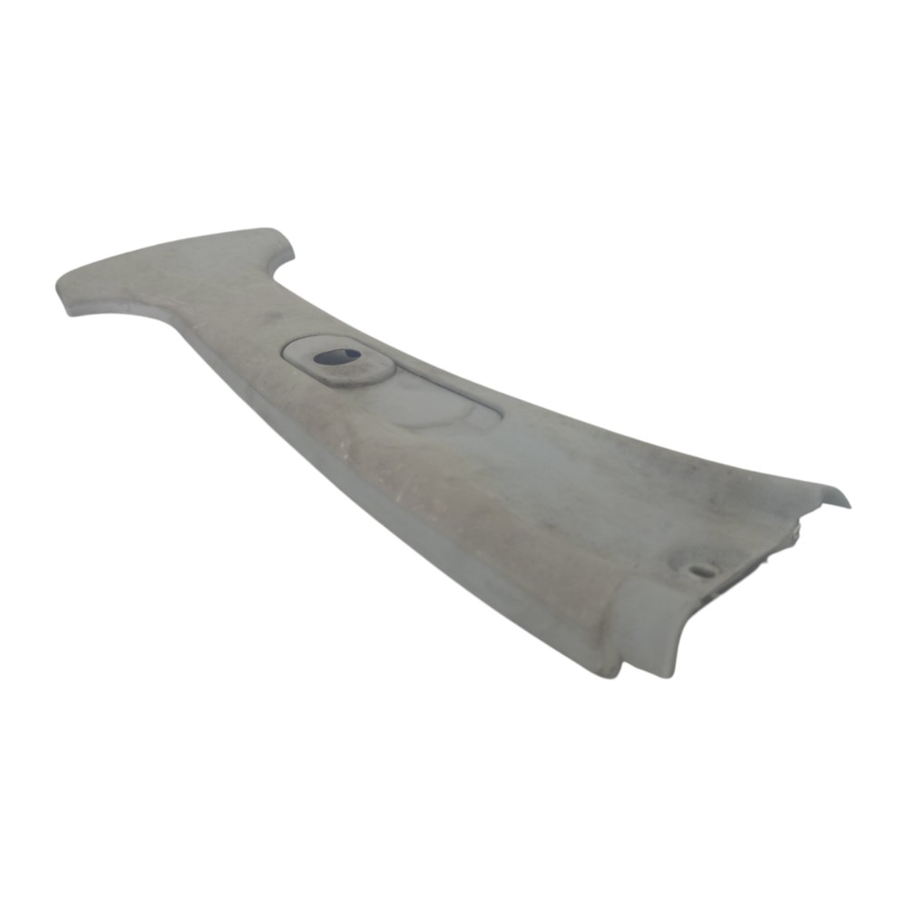 Moldura Coluna Central Sup Direita Vw Gol G3 4p 1999 A 2005 6