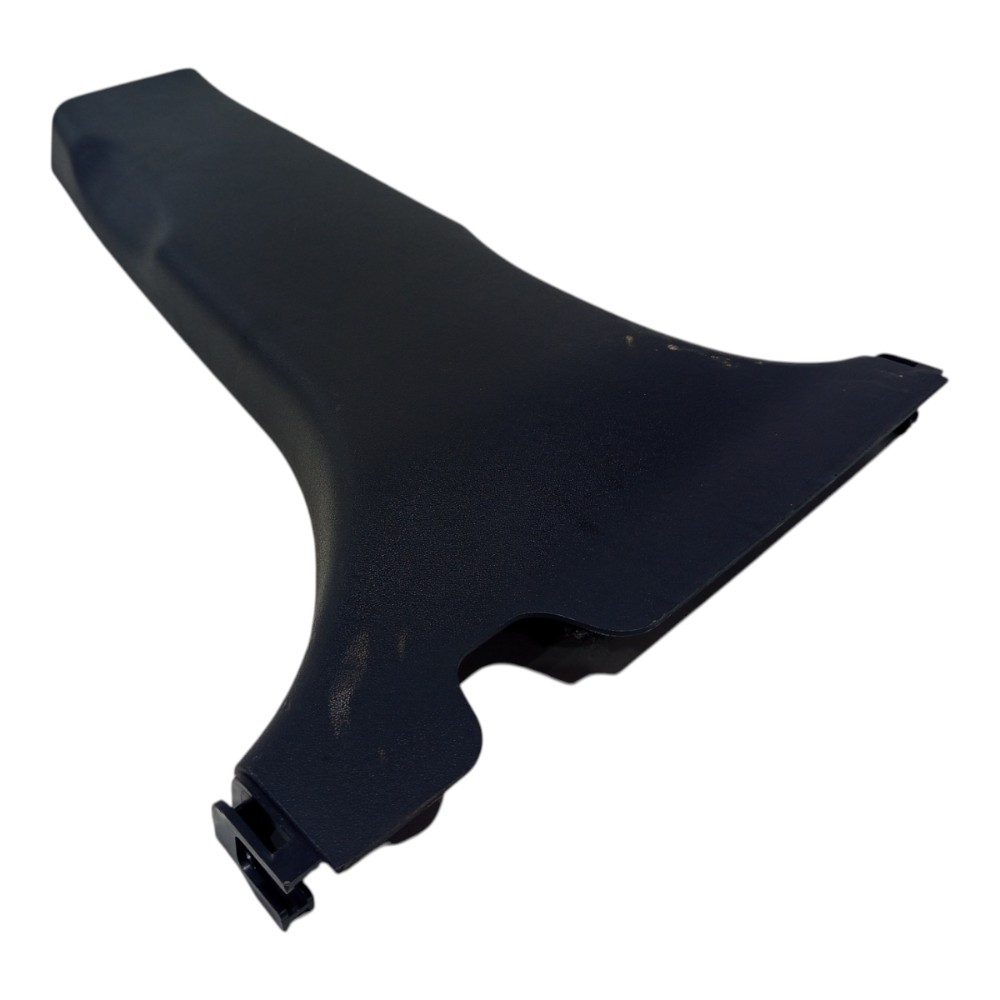 Moldura Coluna Dianteira Direita Hyundai I30 2009 A 2012 2