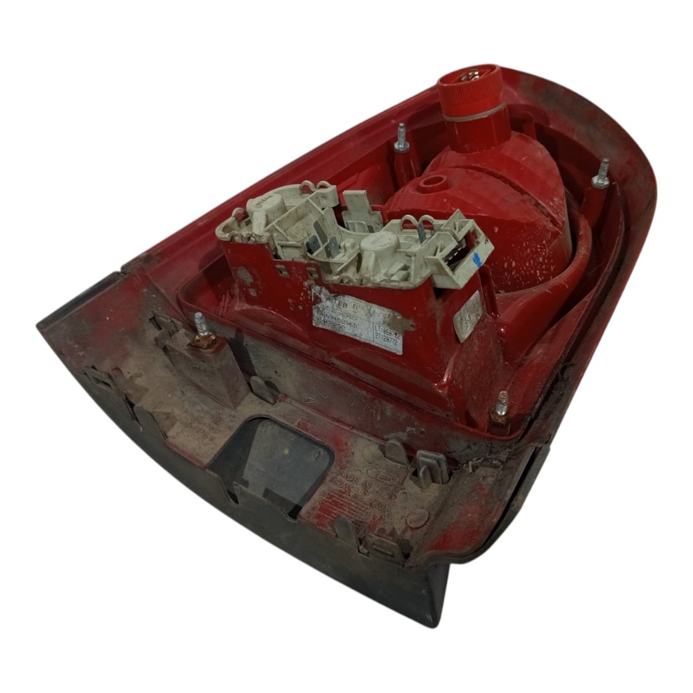 Lanterna Direita Vw Gol G2 2005 2006 2007 2008 2009 A 2012 Direito/passageiro 8