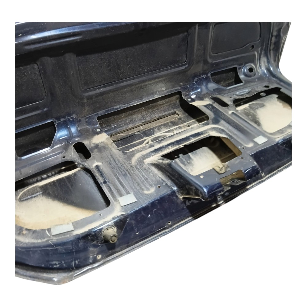 Tampa Traseira Porta Malas Focus Sedan 2002 A 2007 Detalhes 5