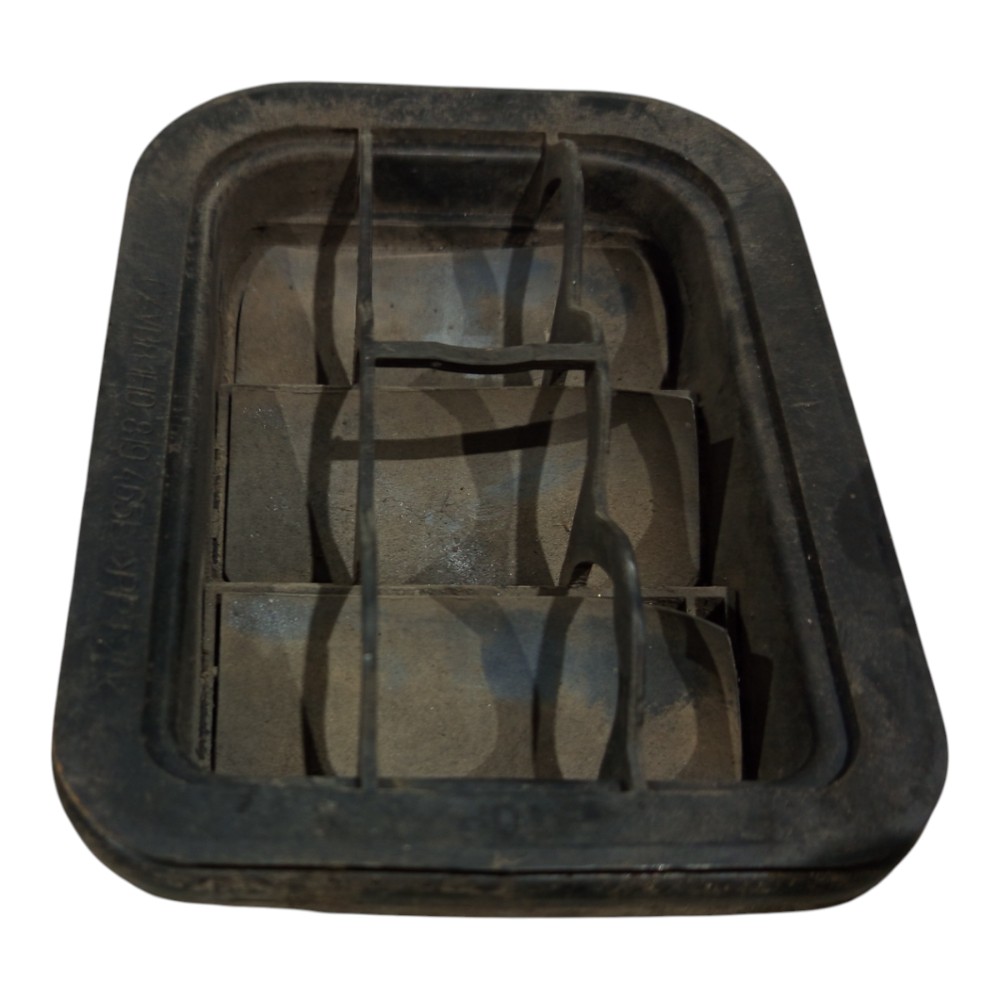 Saida Ar Difusor Traseira Direita Volkswagen Golf 99 A 2007 3
