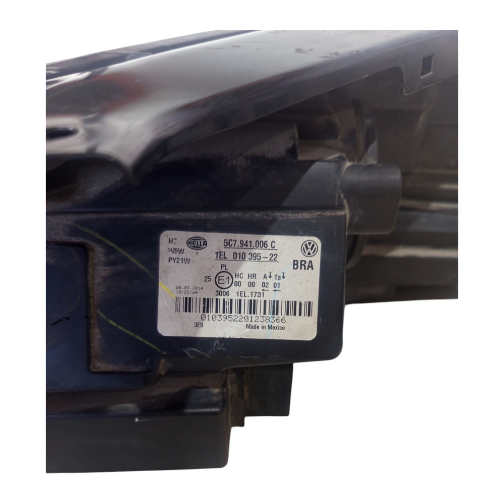 Farol Direito Volkswagen Jetta 2.0 Tsi 2012 2013 Com Avaria Direito/passageiro 6