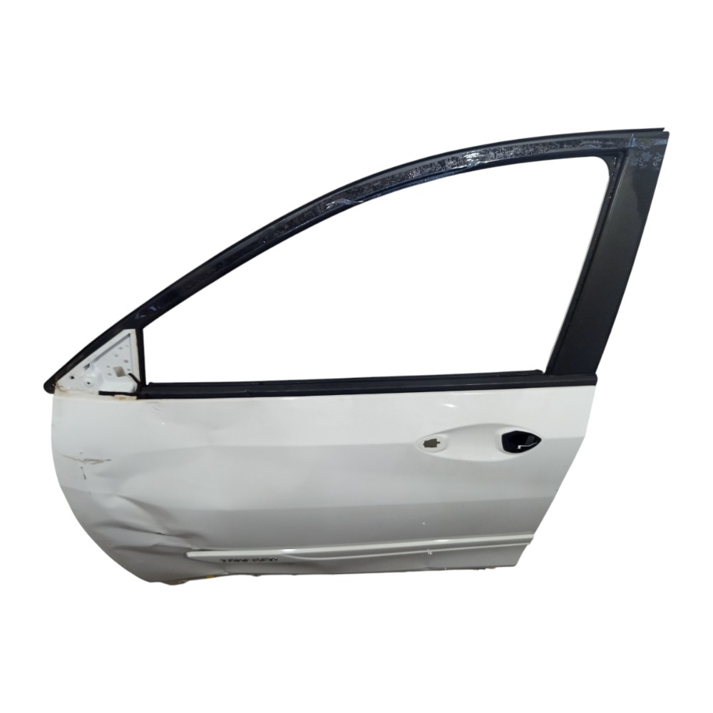 Porta Dianteira Esquerda Gm Tracker 2020 A 2024 C/avaria Dianteira Esquerdo Branco 3