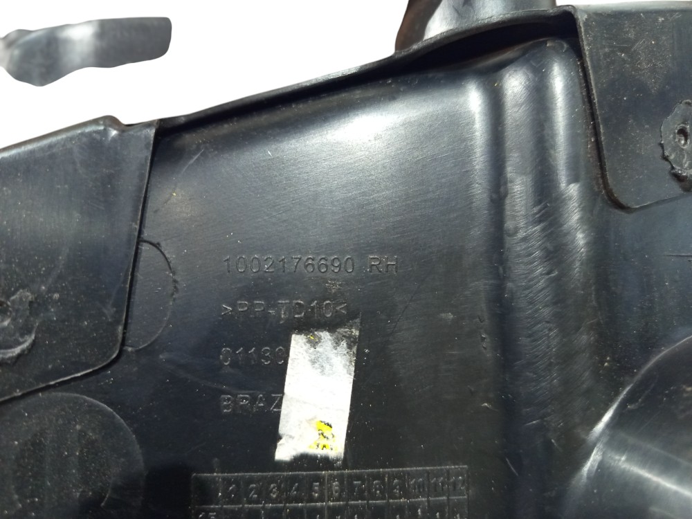 Acabamento Lateral Traseiro Direito Fiat Toro 2016 A 2025 4