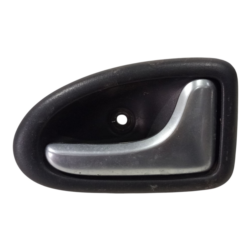 Maçaneta Interna Traseiro Ld Renault Clio 2004 2005 A 2010 Prateado Traseira 1