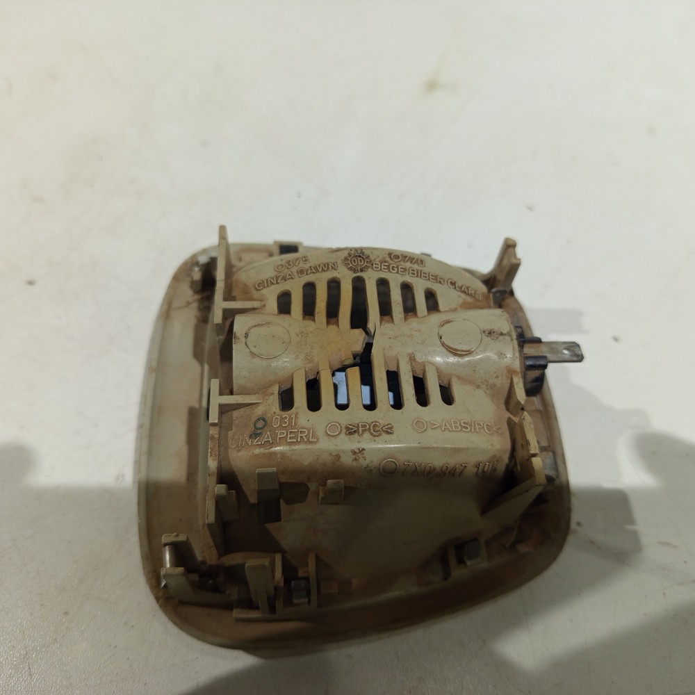 Luz Teto Cortesia Volkswagen Gol 1996 1997 1997 1999 A 2004 5