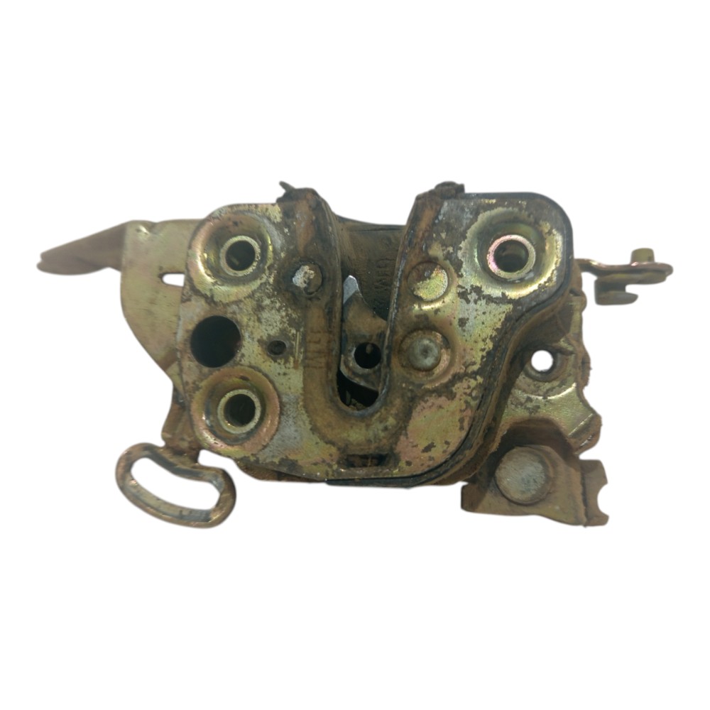 Fechadura Dianteira Direita Gm Chevrolet Corsa 1994 A 1996 2