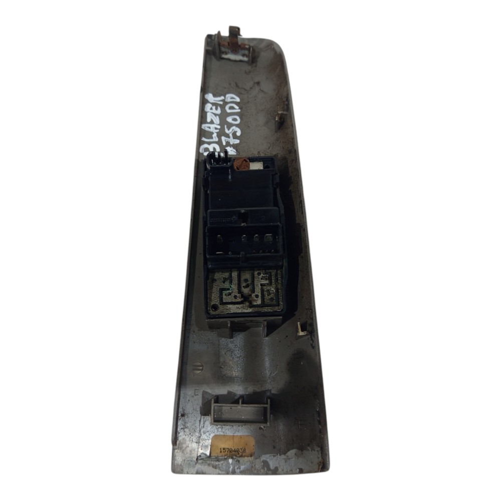 Moldura Botão Vidro Eletric Dianteir Direit Blazer 95 A 2000 6