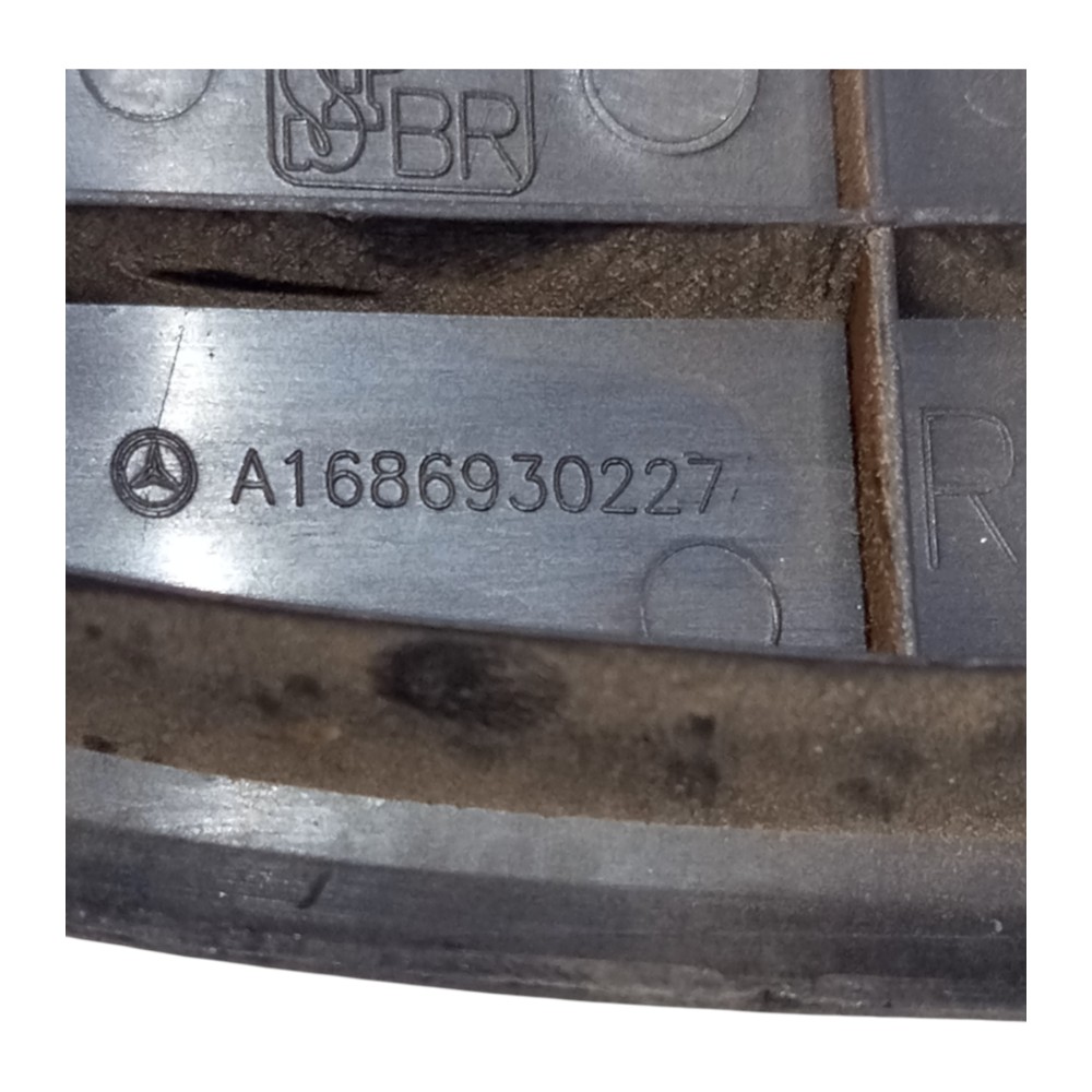 Moldura Lanterna Dianteira Mercedes Benz Classe A160 99 A 05 6