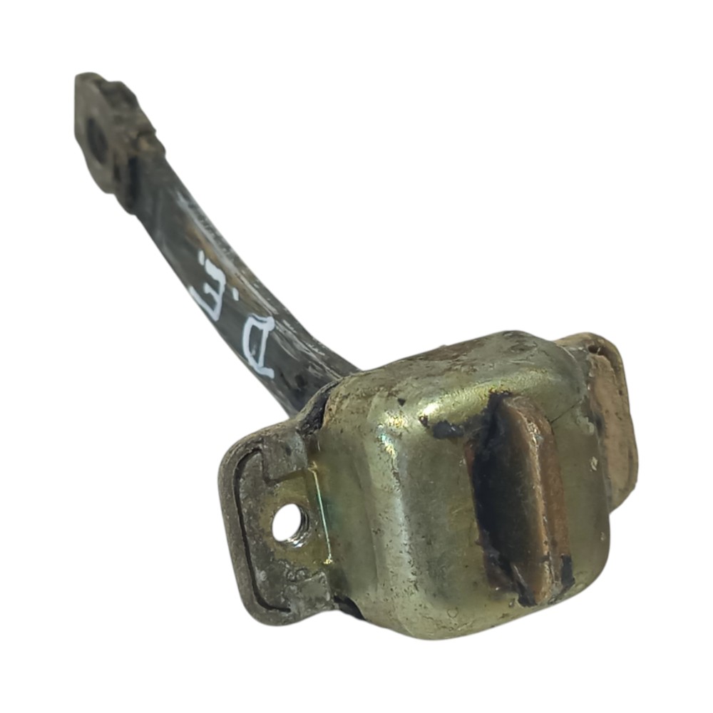 Limitador Porta Dianteira Esquerda Vw Golf 1994 1995 A 1998 4