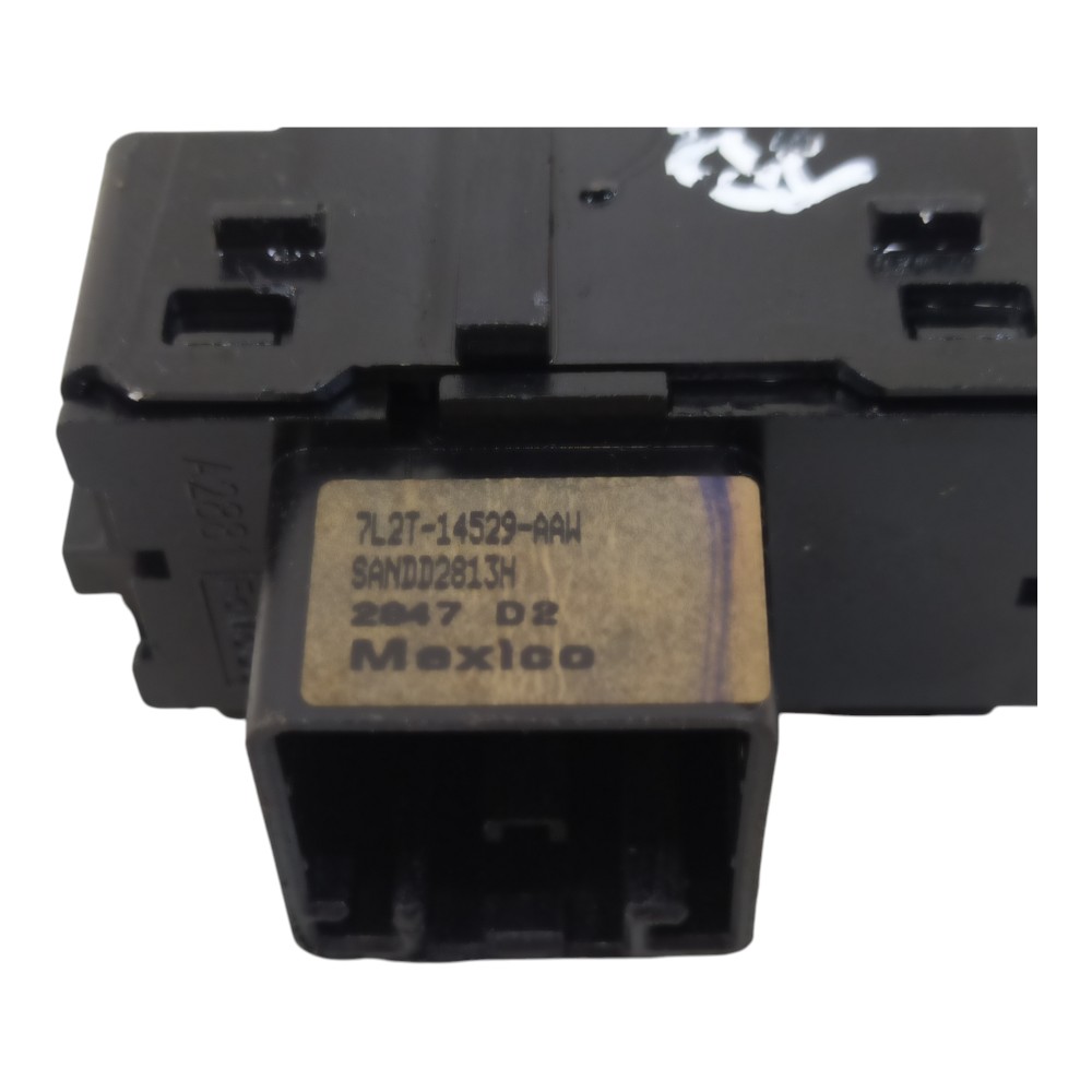 Botão Vidro Elétrico Traseiro Direito Fusion 2006 A 2009 7