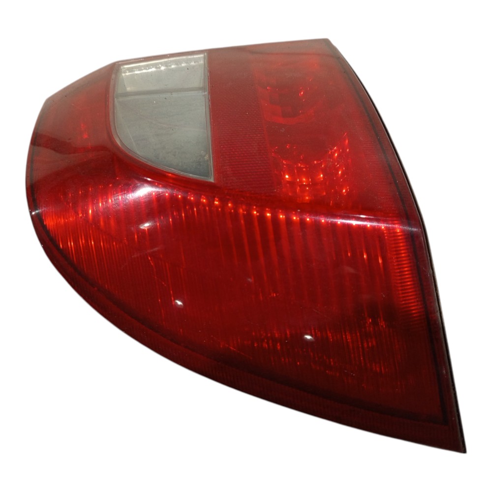 Lanterna Traseira Esquerdo Gm Vectra 2000 2001 2002 A 2005 Esquerdo/motorista Vermelho/branco 8