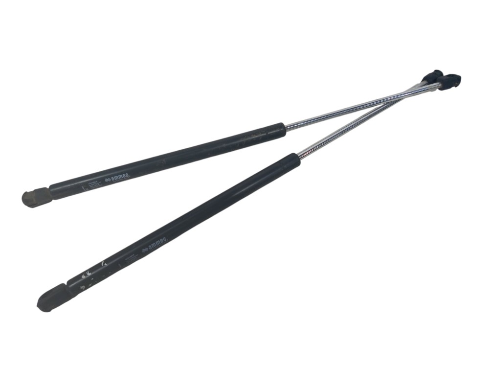 Par Amortecedor Porta Malas Chevrolet Corsa 1994 1995 A 2012 2