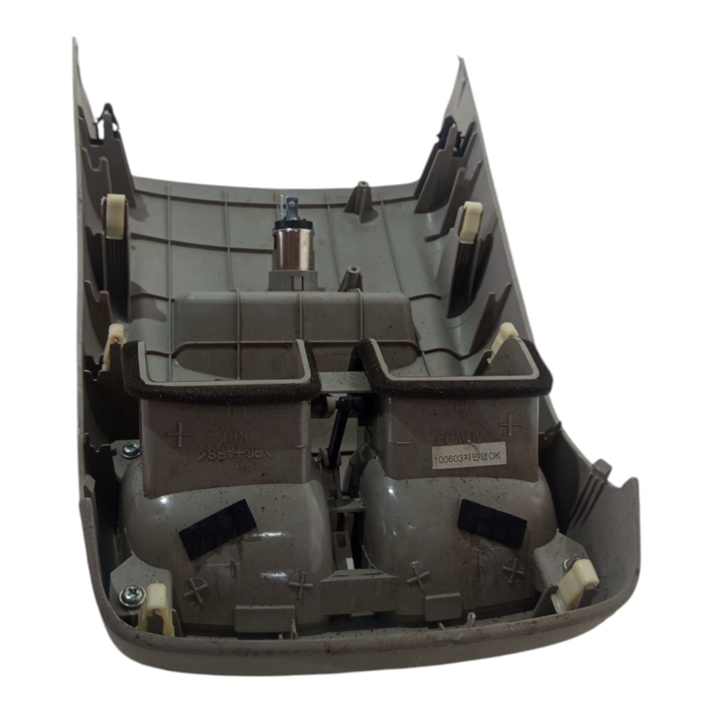 Acabamento Trasei Console Difusor Ar Hyundai Azera 2007 A 12