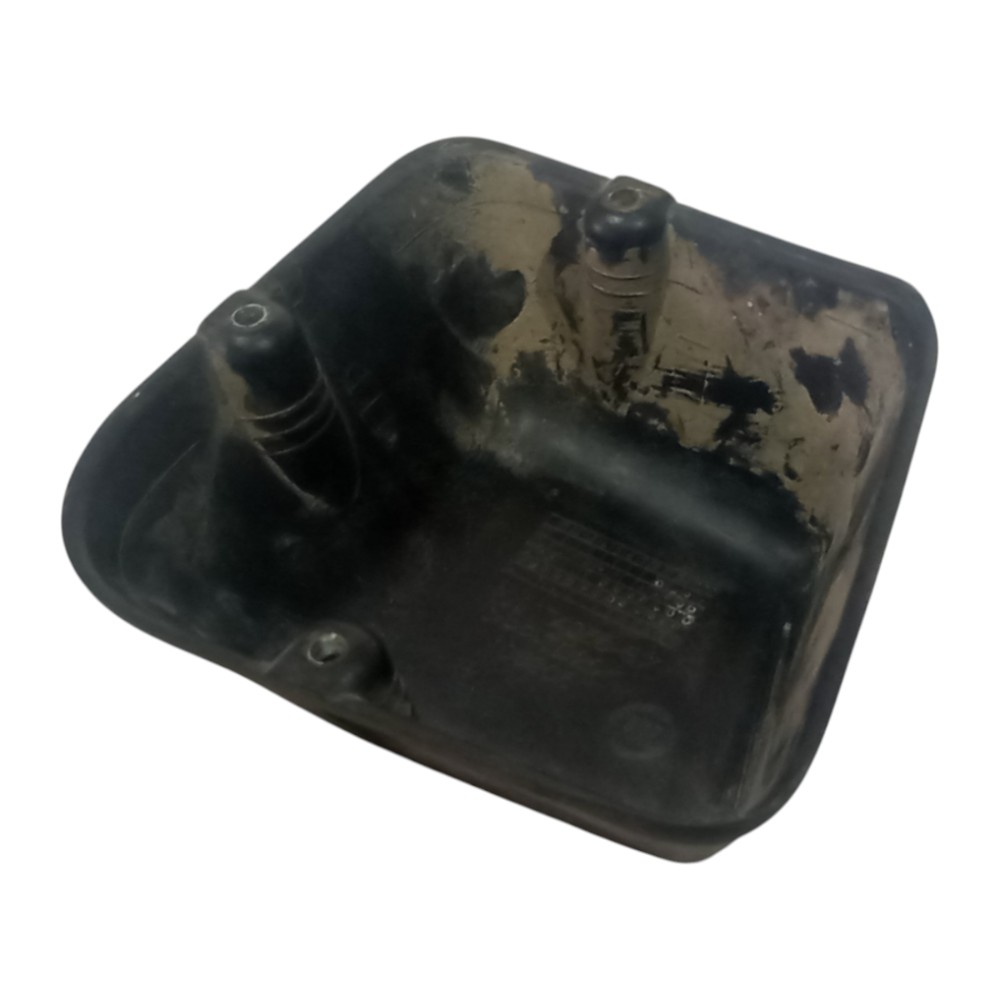 Protetor Interno Lanterna Tras Esquerda Fiat Siena 2005/2014 7