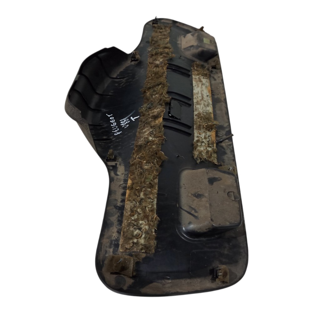 Acabamento Tampa Traseiro Interno Peugeot 206 2000 A 2011 Preto 4