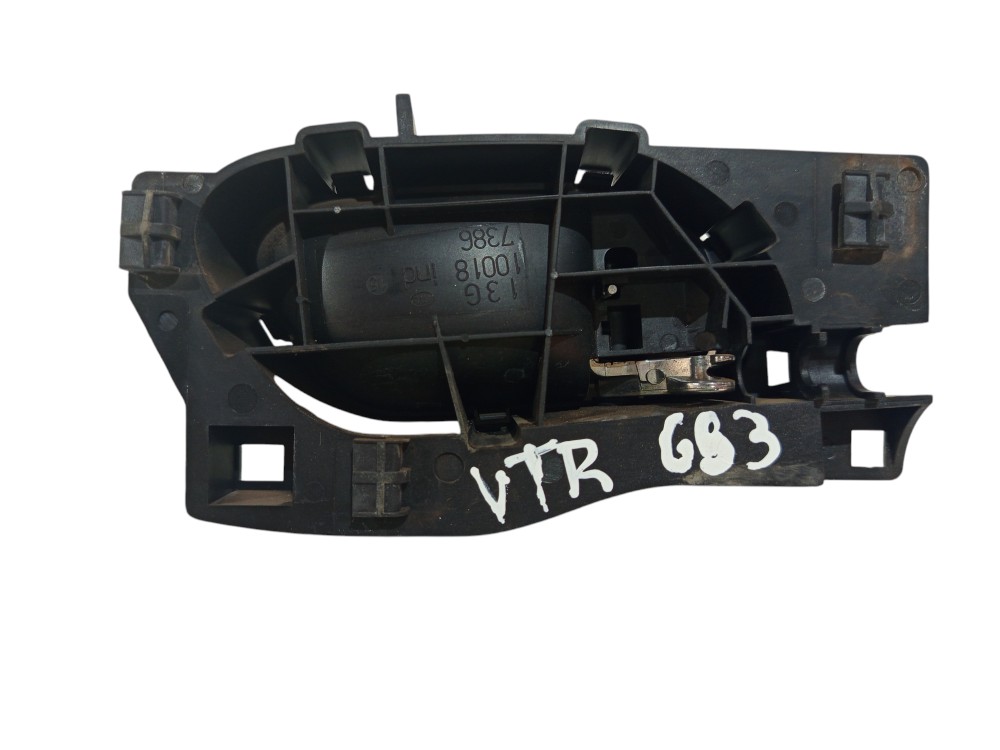 Maçaneta Interna Esquerda Citroen C4 Vtr Pallas 2005 A 2009 Preto Dianteira 5