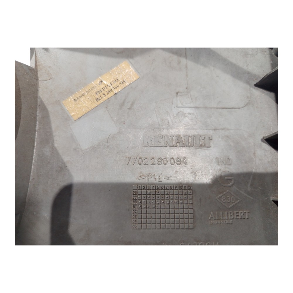 Moldura Porta Dianteira Esquerda Renault Scenic 2001 A 2012 Cinza 6