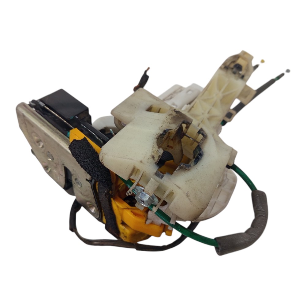 Fechadura Dianteira Esquerda Hyundai I30 2007 A 2012 4