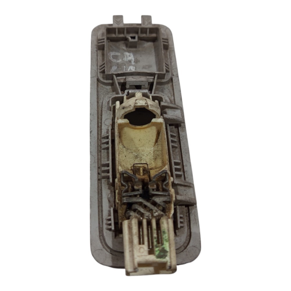 Moldura Lente Luz Interna Dir Citroen C4 Picasso 2007 A 2013 Branco 4