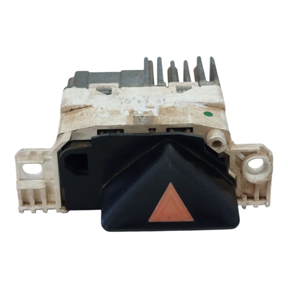 Botão Pisca Alerta Ford Focus 2001 A 2008 1