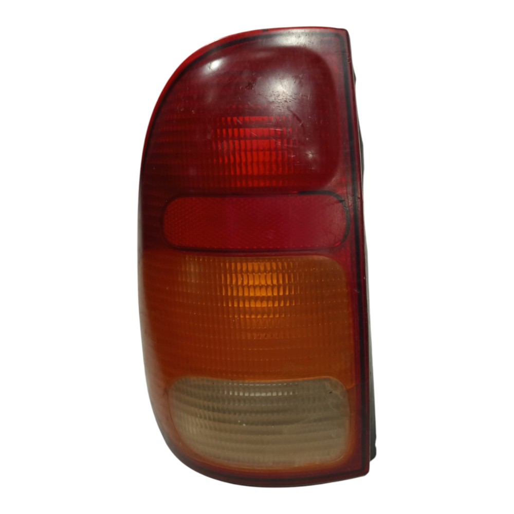 Lanterna Traseira E Volkswagen Saveiro 1995 A 2005 Avaria Esquerdo/motorista 1