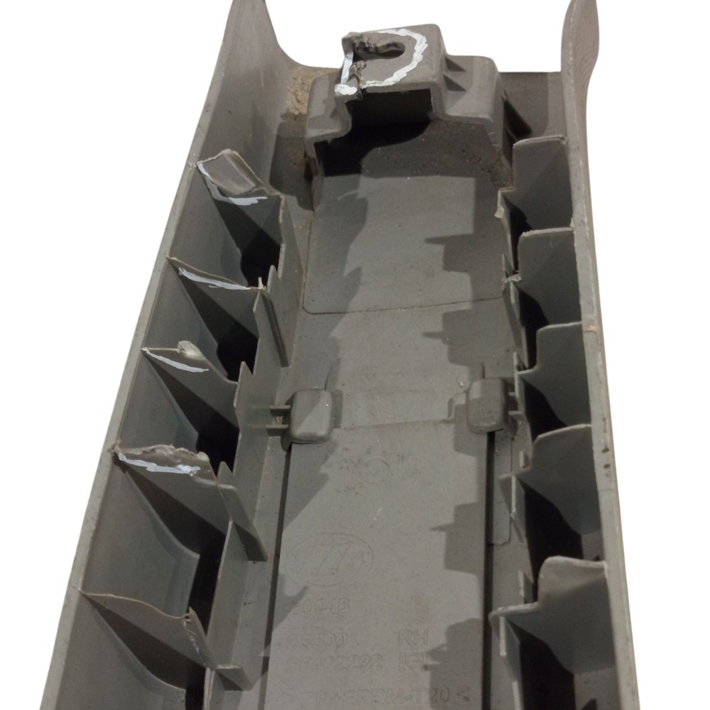 Moldura Coluna Dianteiro Direito Lifan X60 12 A 16 C/avaria 2