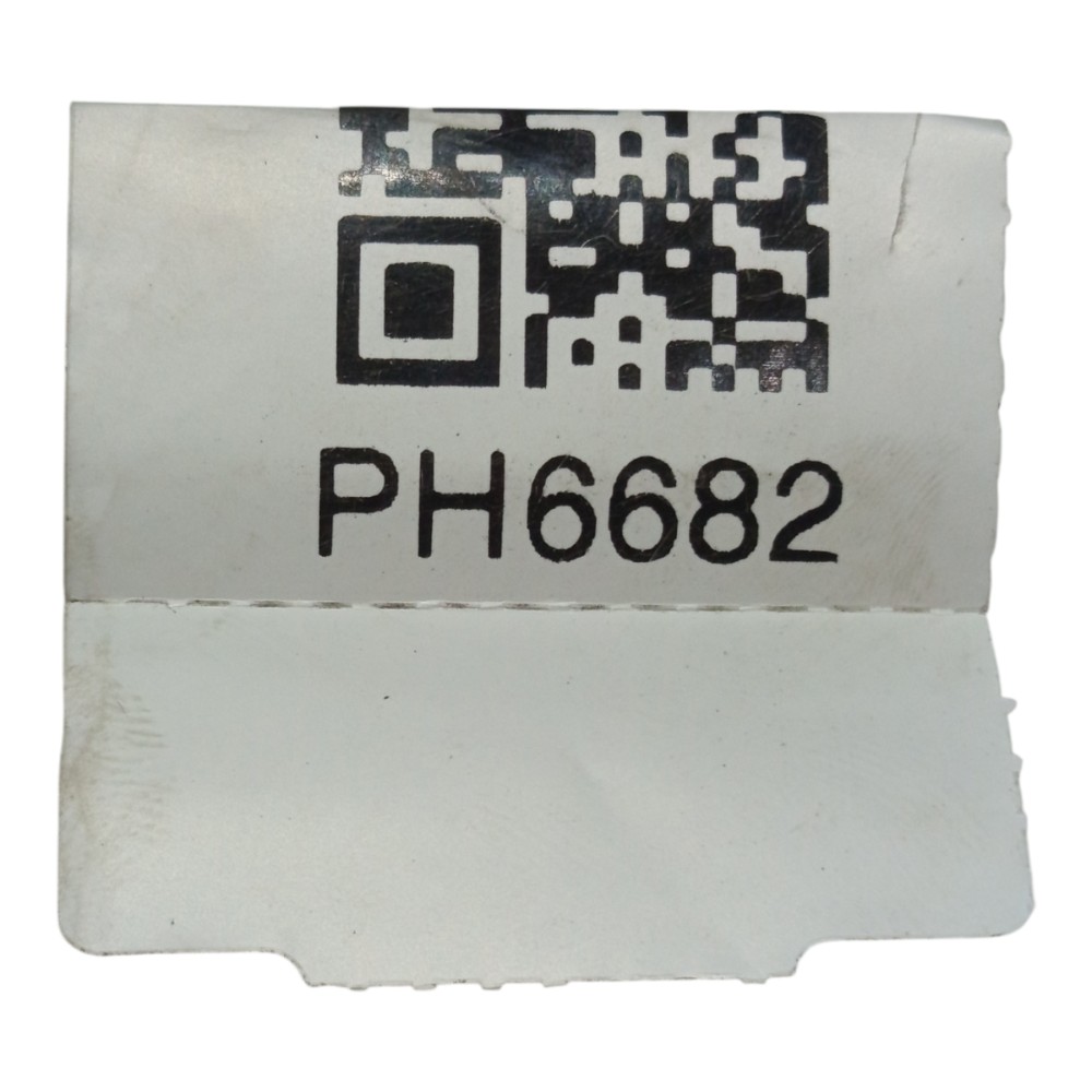 Moldura Soleiro Porta Malas Gm Tracker Lzt 2014 A 2019 9