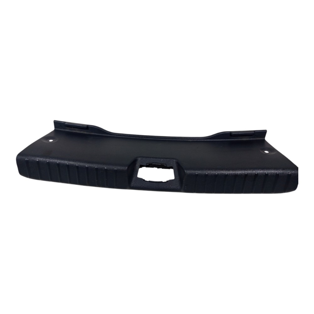 Soleira Interna Porta Malas Hyundai I30 2.0 2009 2010 A 2012 1