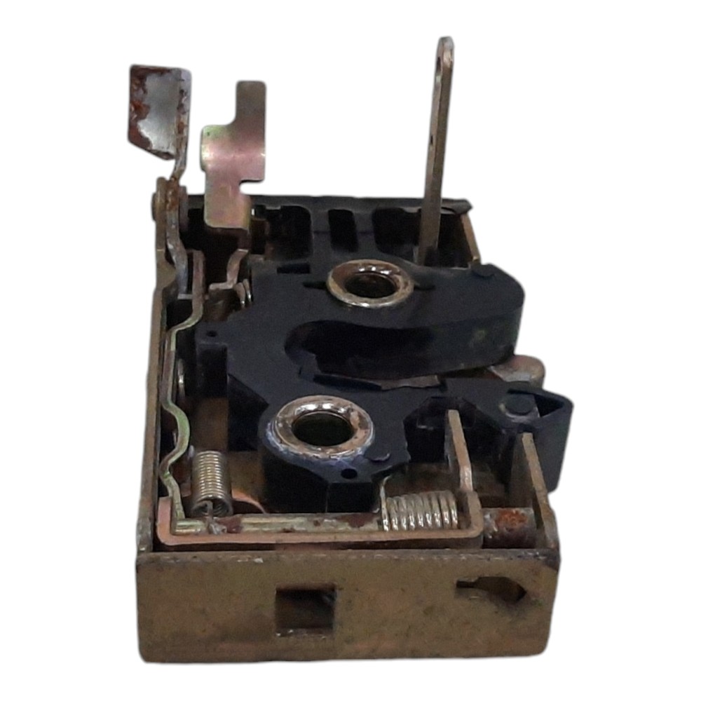 Fechadura Porta Dianteiro Direito Vw Santana 1.8 1988 1990 2