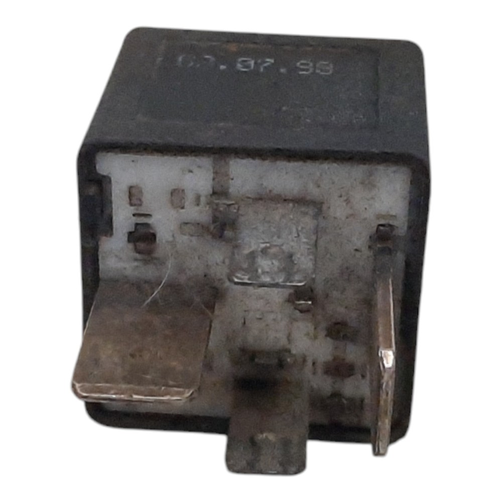 Rele Auxiliar Audi 899511000 4