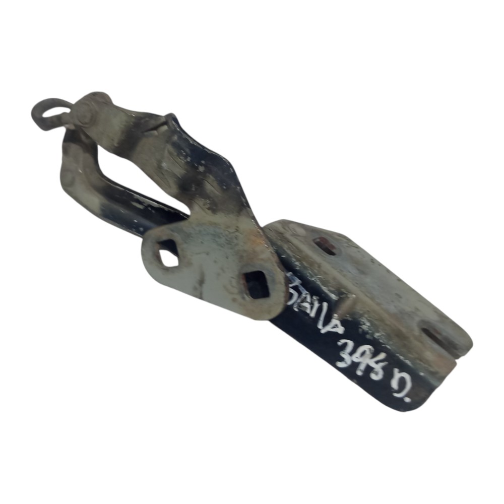 Dobriça Direita Tampa Dianteira Citroen Xsara 2005 A 2010 1