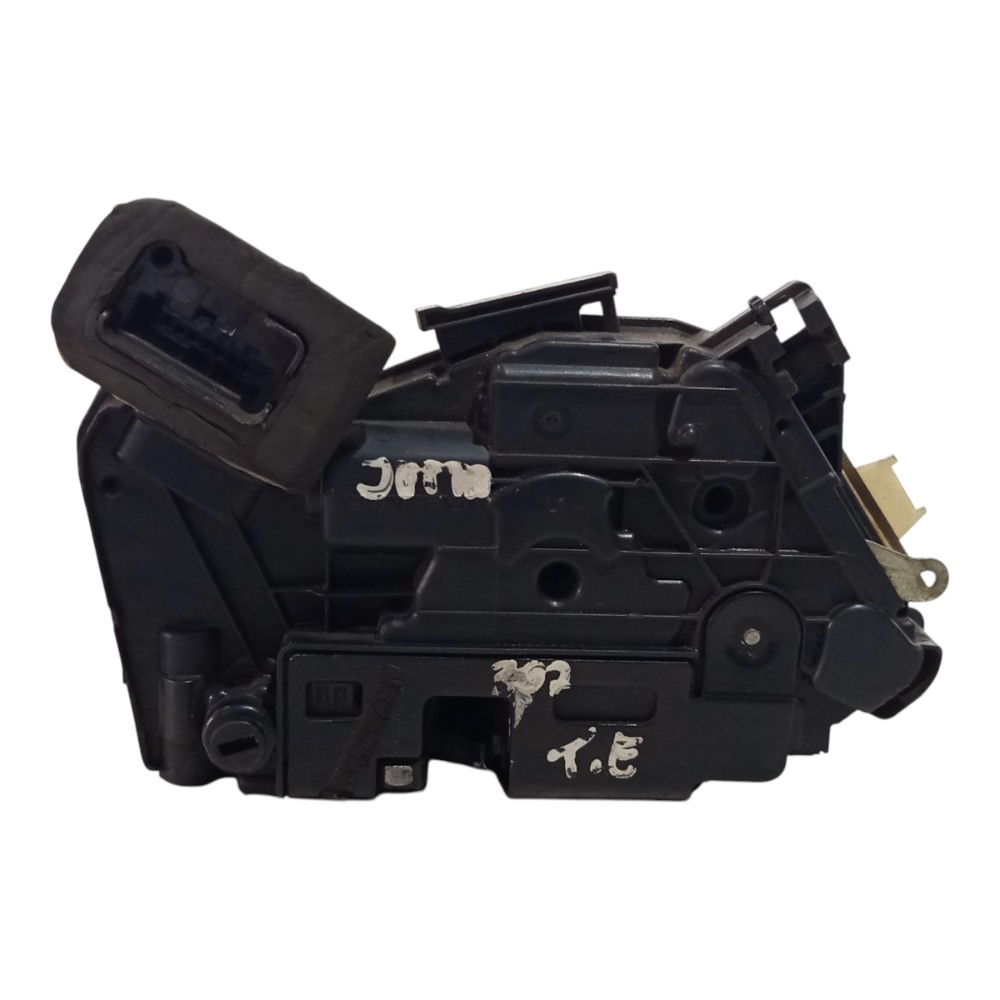 Fechadura Porta Traseiro Le Vw Golf Jetta 2014 2015 A 2016 Preto 1