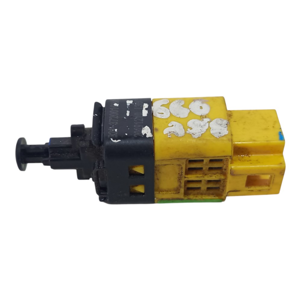 Sensor Interruptor Pedal Break Cherry Tiggo 2017 2018 A 2021 Amarelo 4